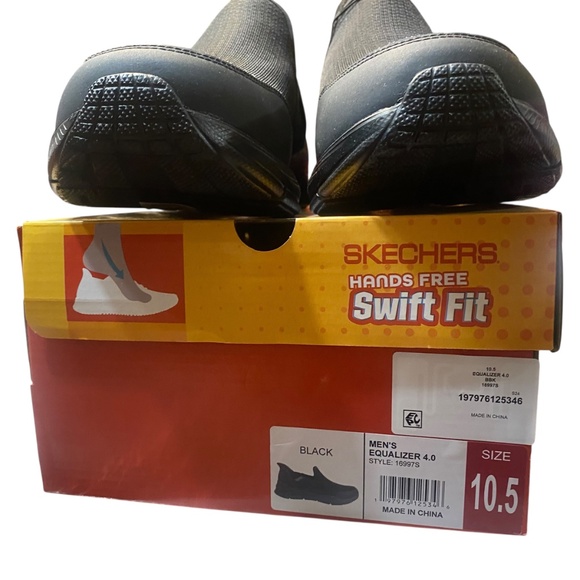 Skechers Mens Equalizer 4.0 Hands Free SlipOn Swift-Fit Black Shoe Size 10.5 NEW - Picture 5 of 14